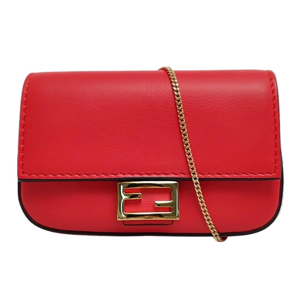 FENDI BAGUETTE NANO RED LEATHER SHOULDER BAG WITH GOLD-TONE HARDWARE